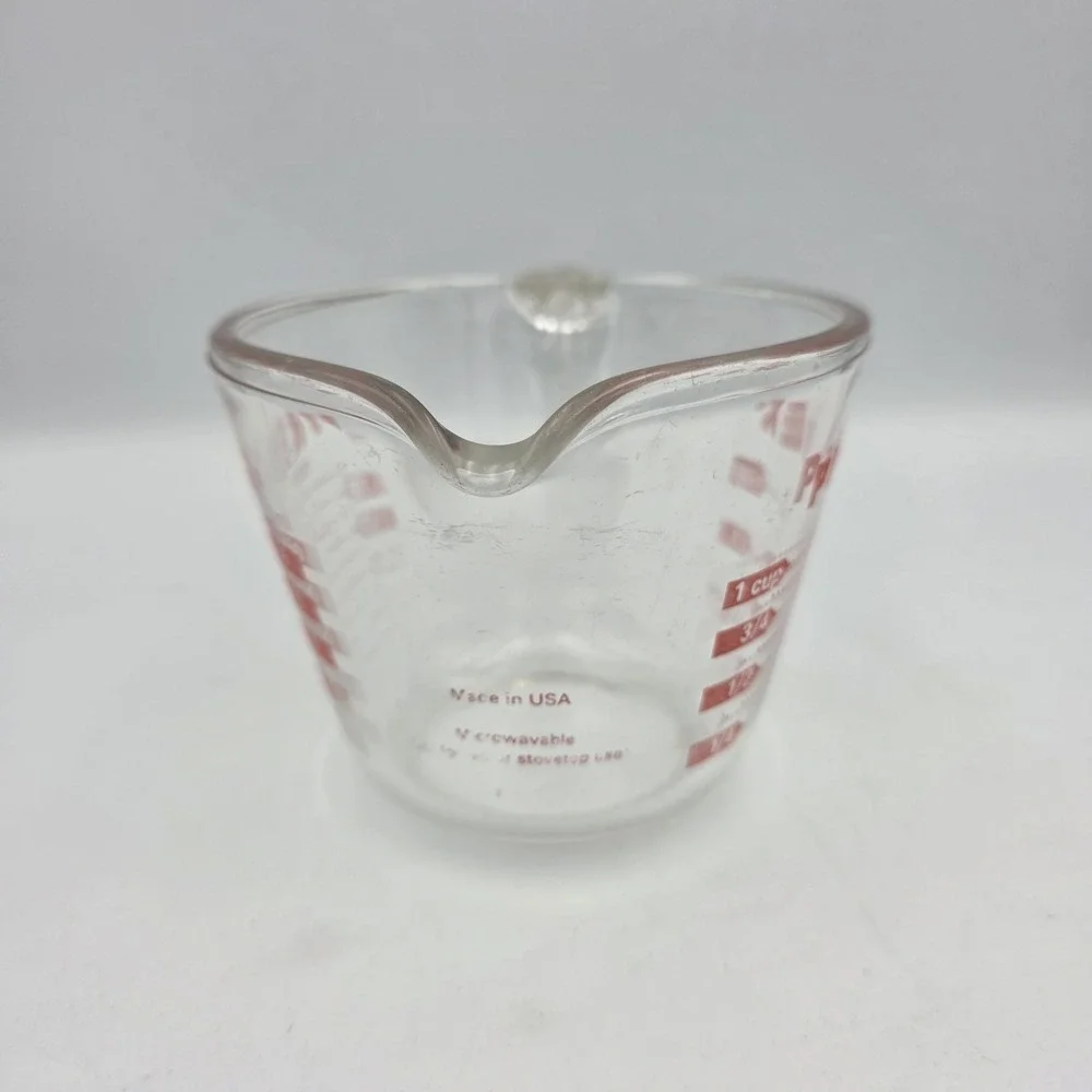 Vintage PYREX 1 Cup 8oz Measuring Cup Glass Red Lettering Made in USA Corning #2
